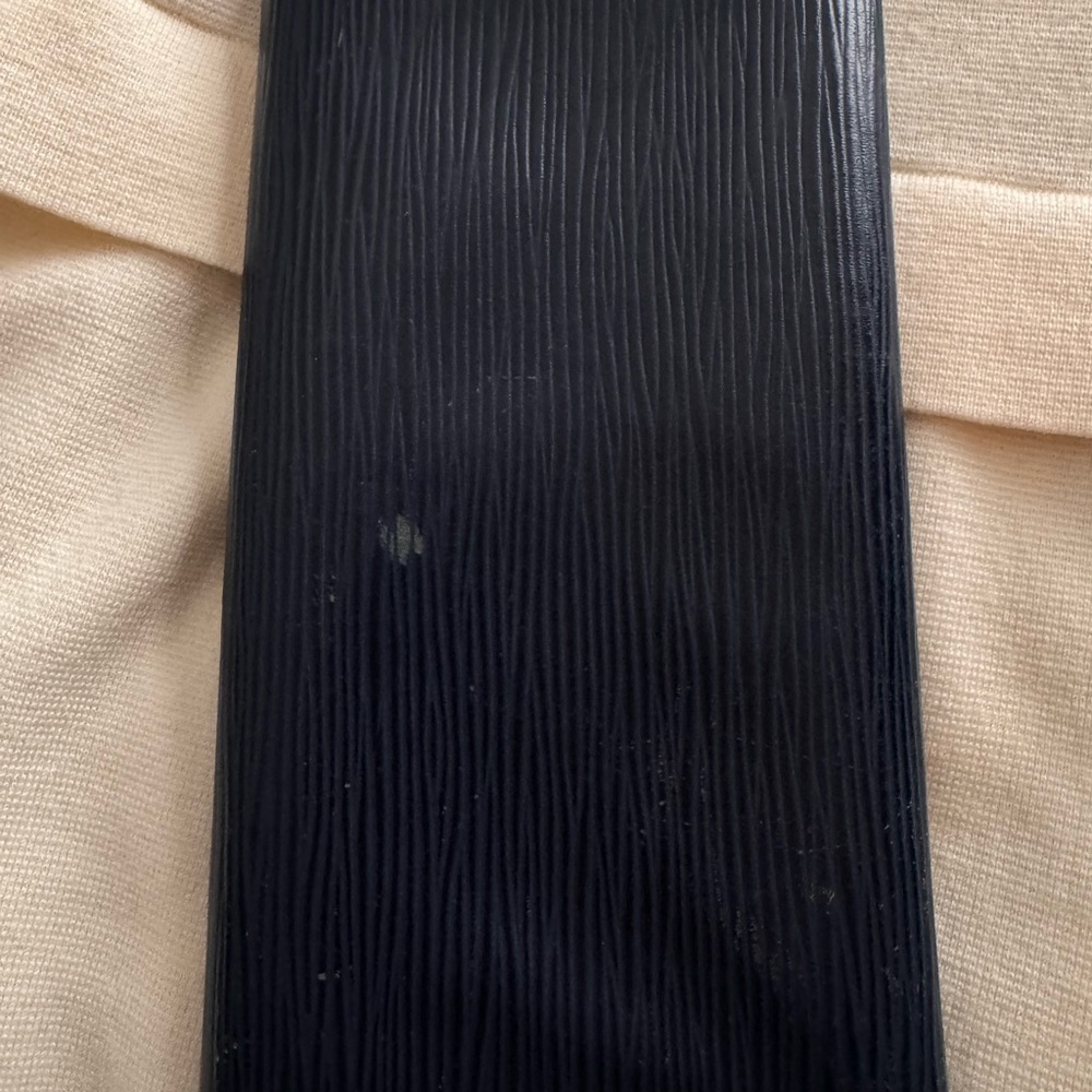 Louis Vuitton Navy Epi Leather Wallet - Picture 8 of 12